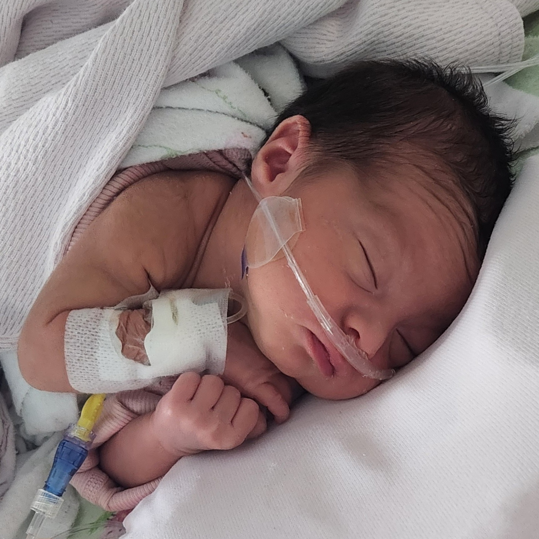 Yazmine in NICU